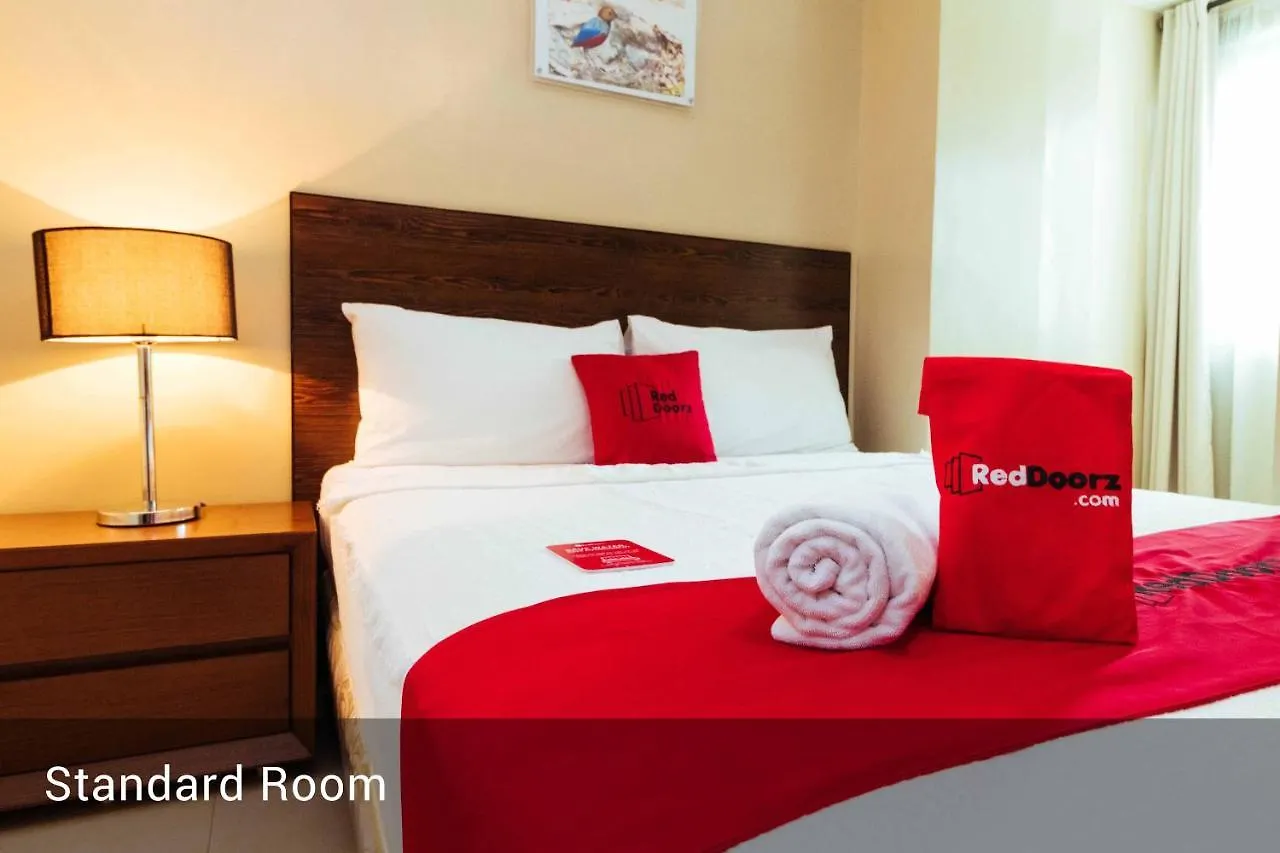 Reddoorz Near Osmena Highway 1 Hotel Makati City 2*,