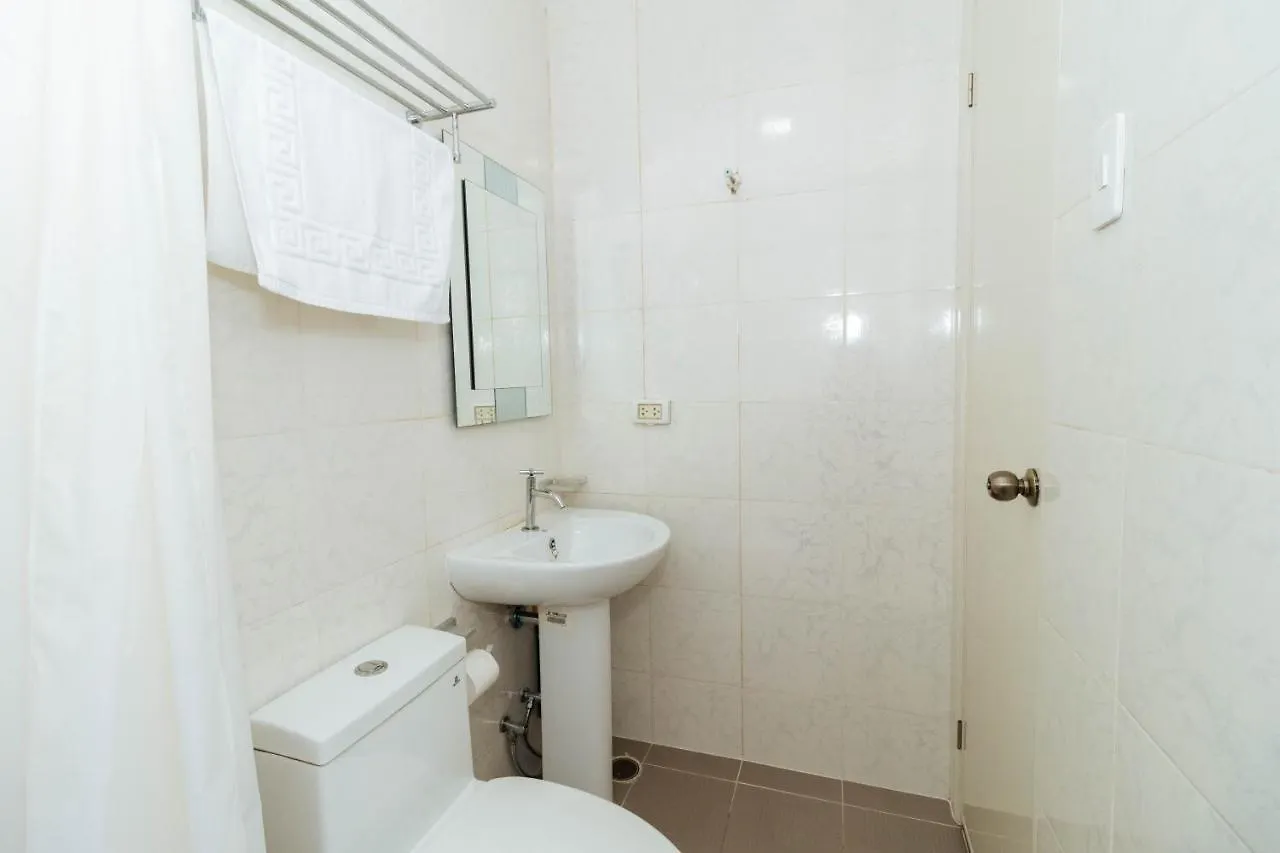 Reddoorz Near Osmena Highway 1 Hotel Makati City Philippines